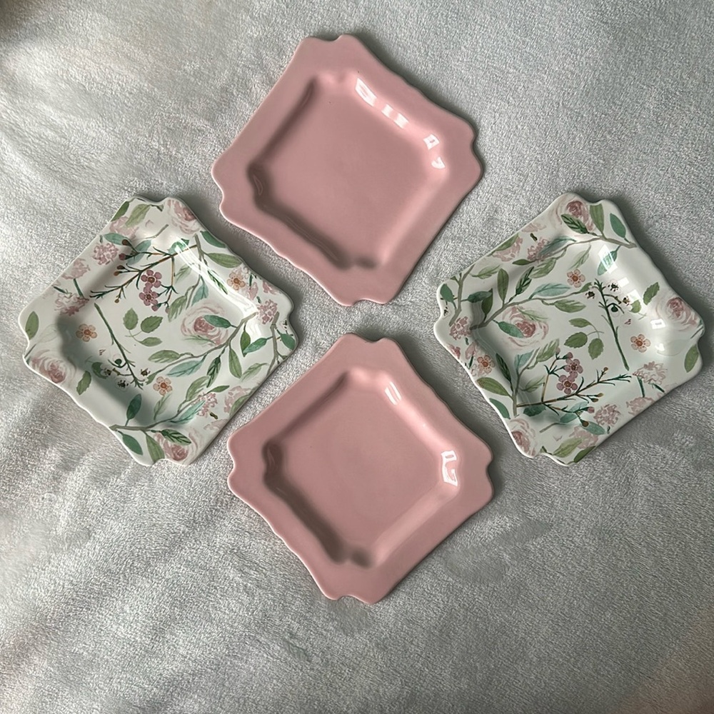 Sweet Laurel 6” Dessert Plates Brand New